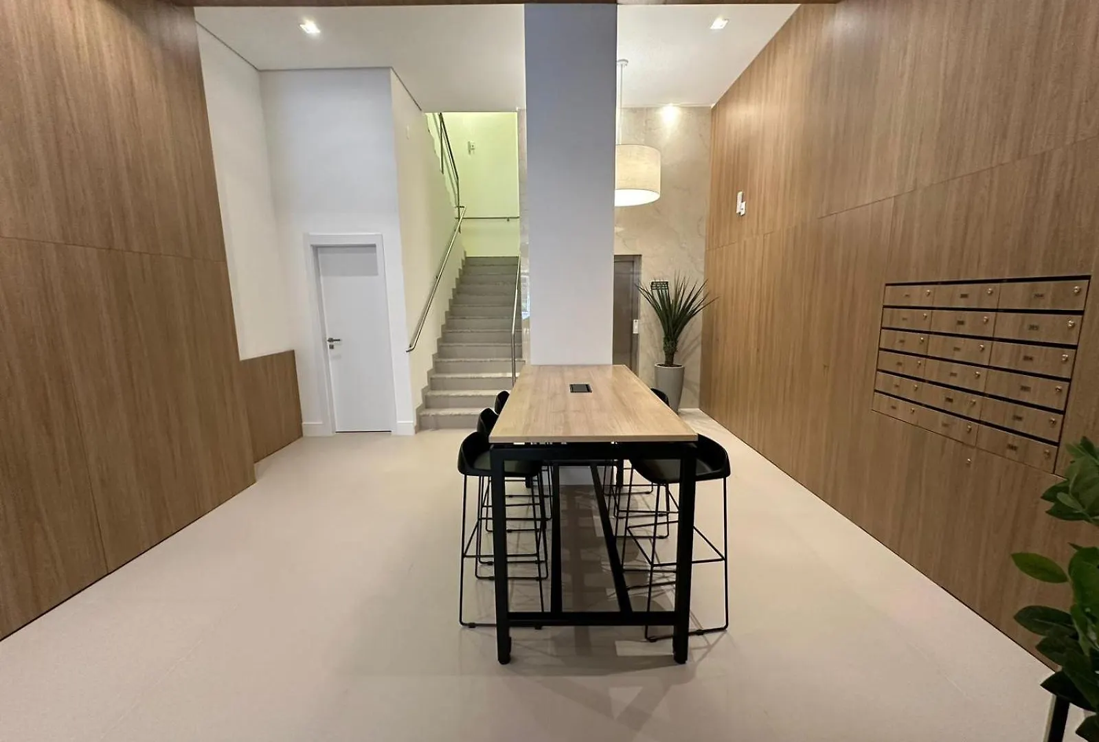 Apartamento Studio Completo A Uma Quadra Da Beira Mar Norte Florianópolis